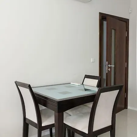 Superb 2-Bdr Luxury Apt With Pool In Villa Mare By Flat Mаnager Apartment