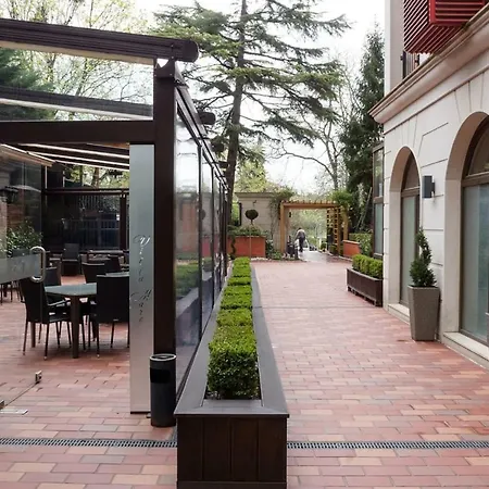 Apartment Superb 2-Bdr Luxury Apt With Pool In Villa Mare By Flat Mаnager